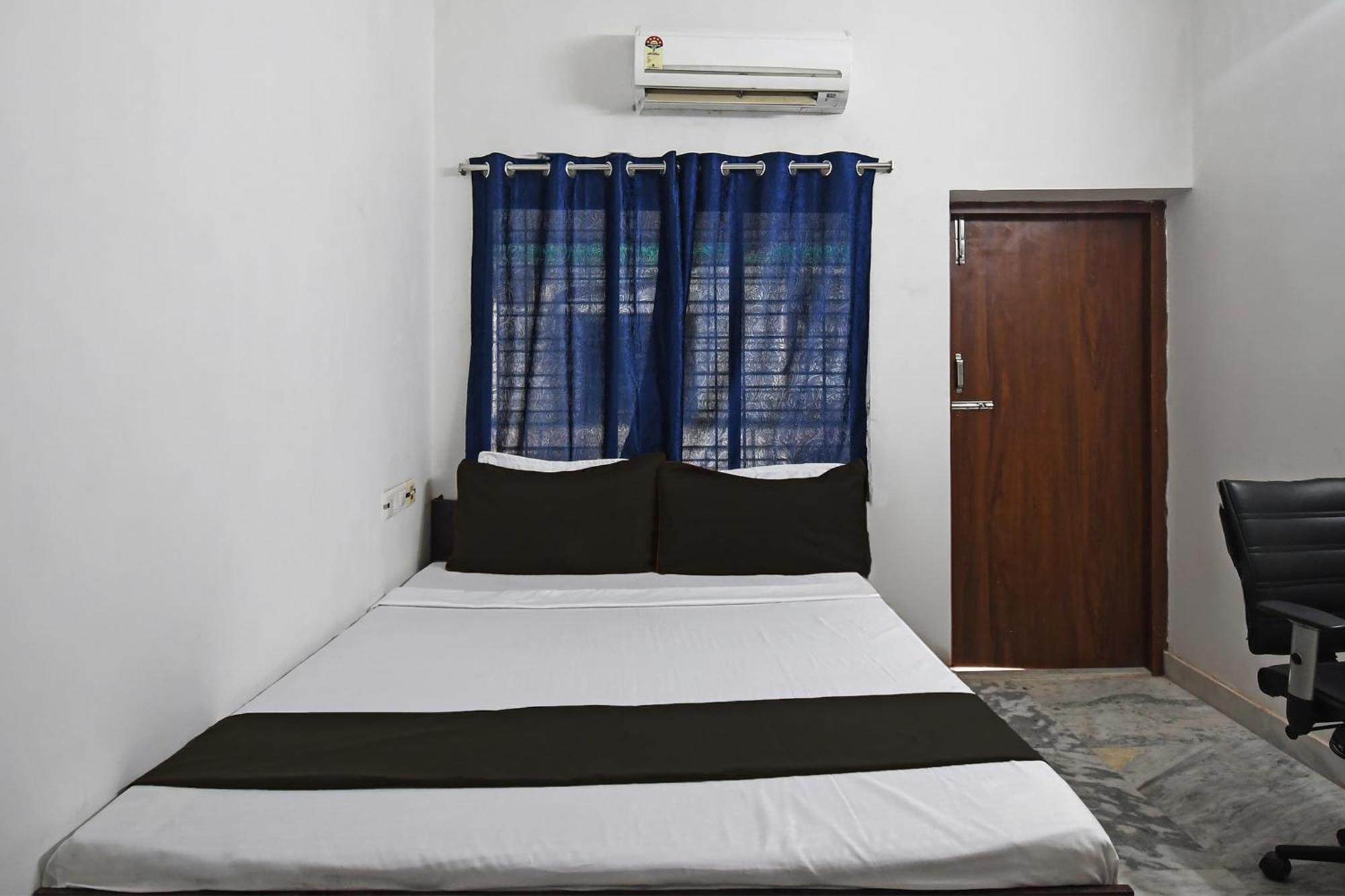 Oyo Hotel Chinar Park Kolkata Exterior photo